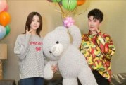 娱乐圈吃瓜背景图女男